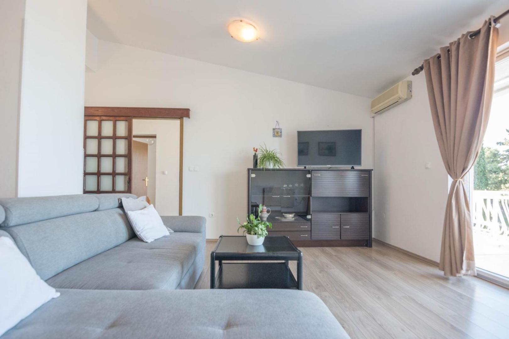 Apartment Rajna Biograd Na Moru Εξωτερικό φωτογραφία