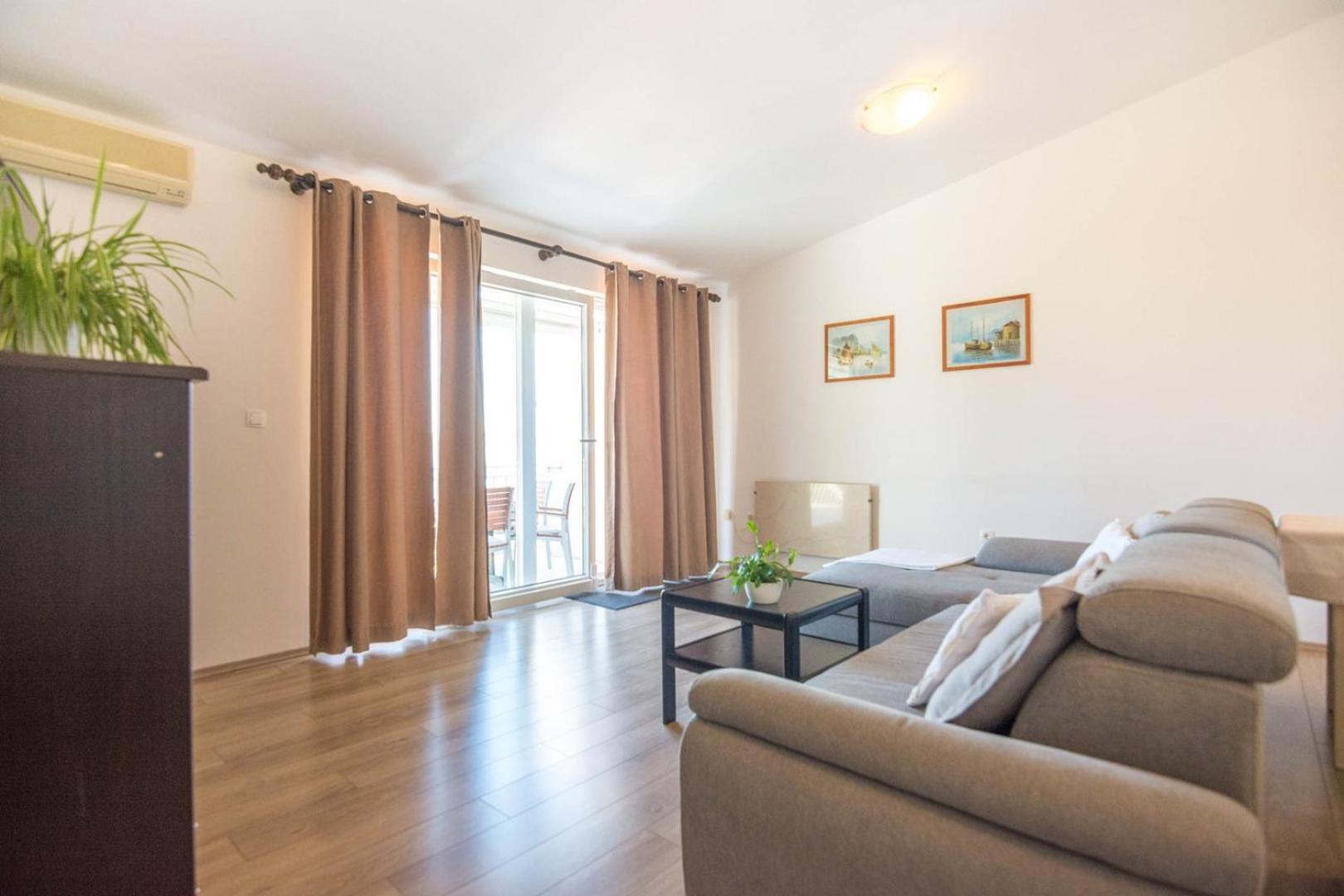 Apartment Rajna Biograd Na Moru Εξωτερικό φωτογραφία